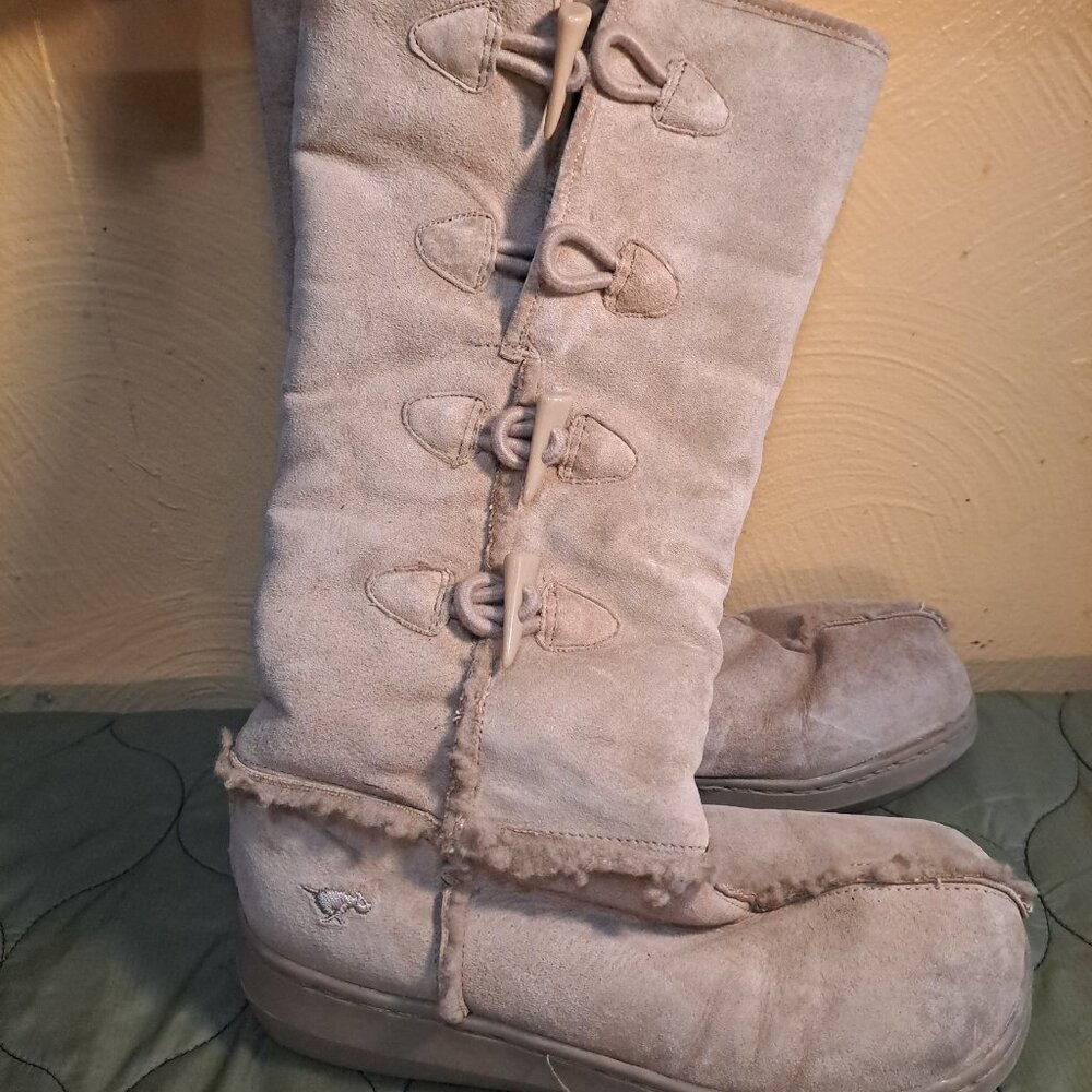 Rocket Dog deadstock suede sherpa pull-on boots